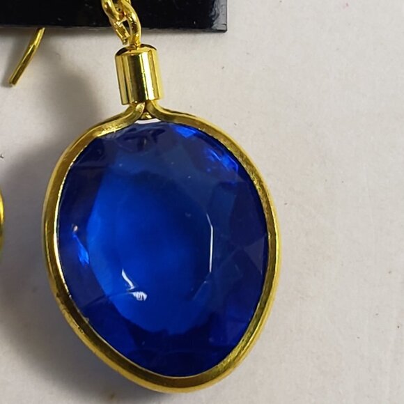 Elegant Blue Gem 1.5" Drop Earrings – Gold Tone Oval Dangle, Lightweight Jewelry - Picture 4 of 10